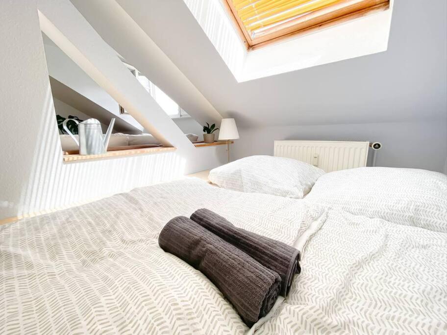 Schoene Ferienwohnung Mit Blick Ueber Stadtwald Leipzig Exterior photo